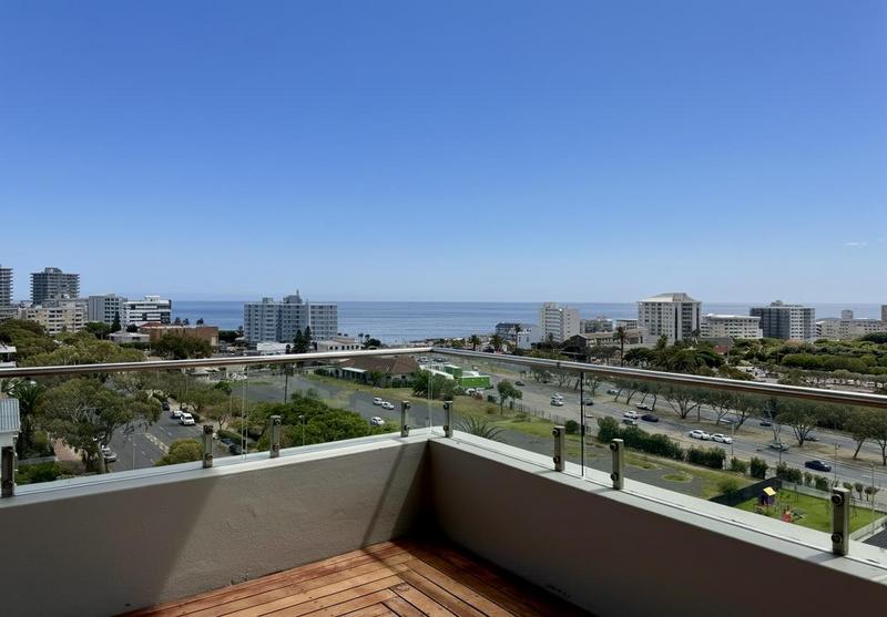 3 Bedroom Property for Sale in Green Point Western Cape